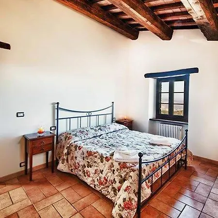 Pet Friendly In Apartmán SantʼAngelo in Vado