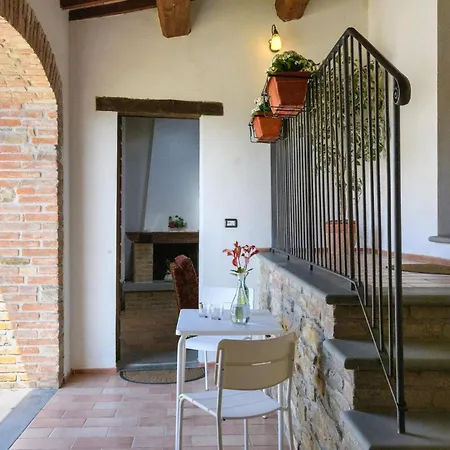 Pet Friendly In SantʼAngelo in Vado